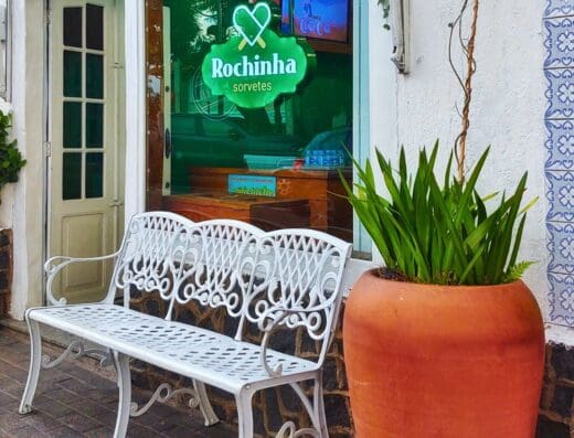 Rochinha Sorvetes Ilhabela está na ilhabela.plus