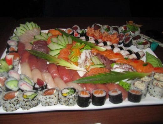 Uni Sushi & Lounge