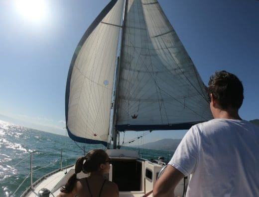 Passeio Veleiro Ilhabela – Sailing Samadhi