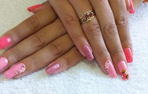 Rô Unhas e Depilação