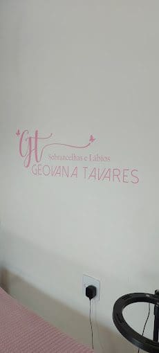 Geovana Tavares Sobrancelhas e Lábios