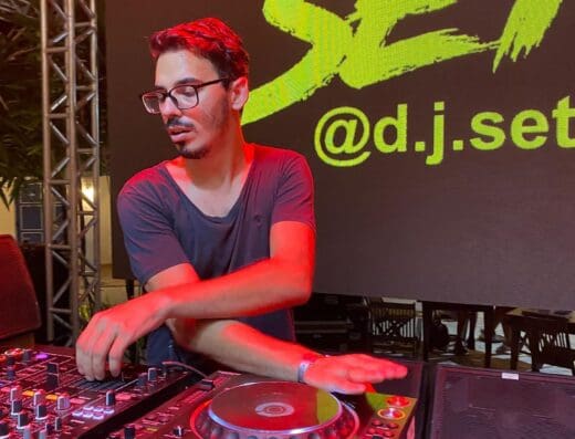 DJ Sett