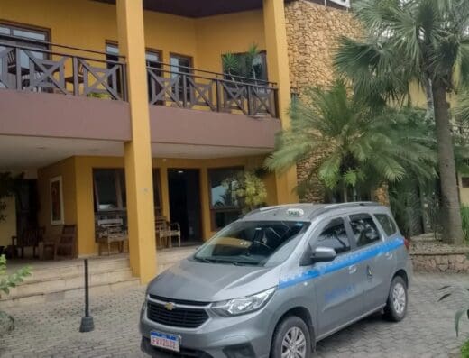 Taxi Ilhabela – Hilton e Lucas
