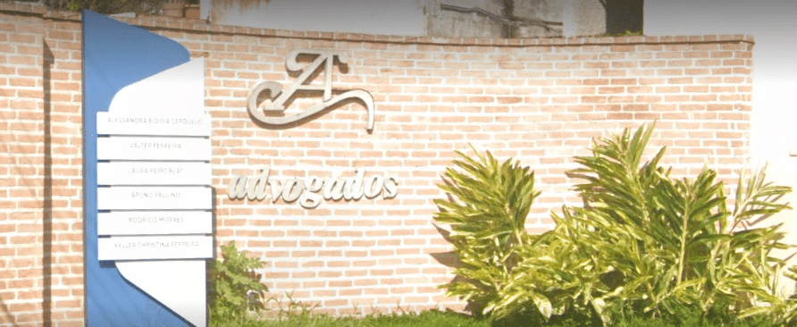 Advogados & Associados