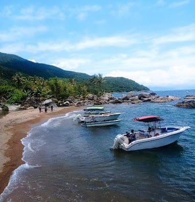 Ilhabela Atalaia Passeios de Lancha & Flex Bolt