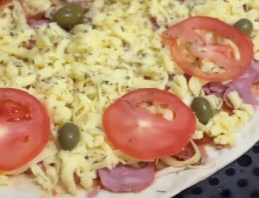 Manjerona Pizzaria e Esfiharia