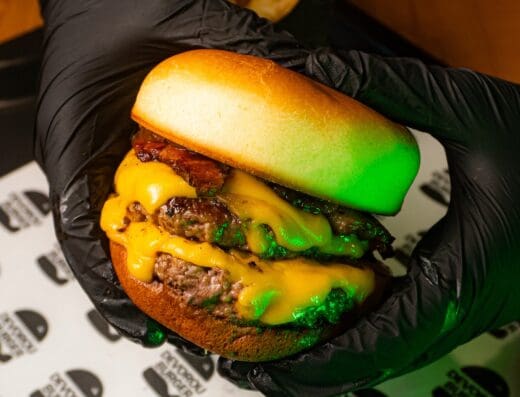Devorou Burger Ilhabela